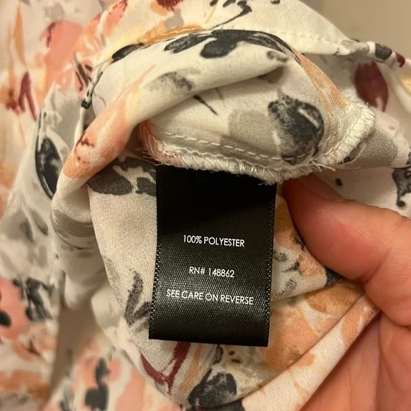 Torrid floral peach and green top size 2 - Picture 7 of 9